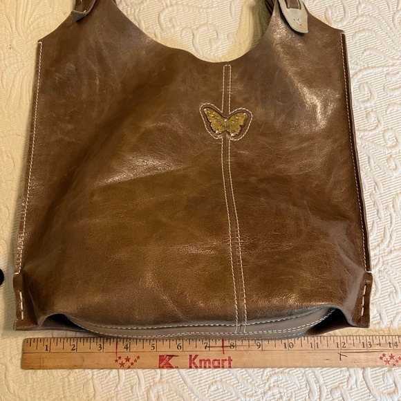 Handcrafted Brown Leather Tote Bag with metal Butterfly Accent - Picture 7 of 8